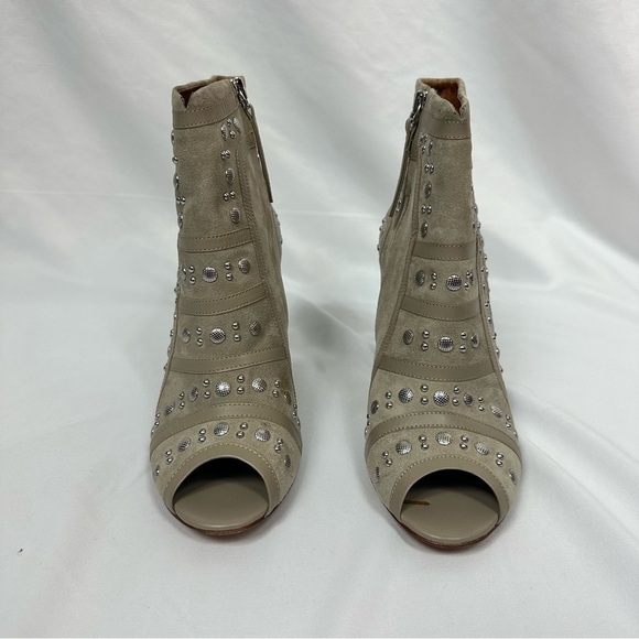 Nwt Rebecca Minkoff Mila Runway Studded Booties in Sand Size 8M